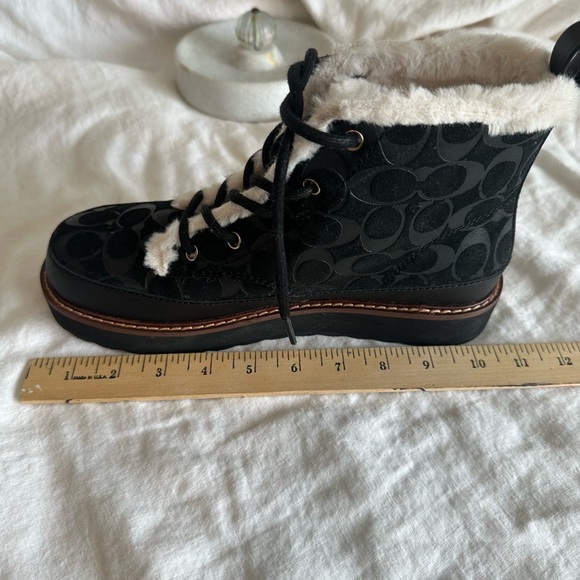 COACH Lug sole black  lace-up boots - Picture 2 of 14